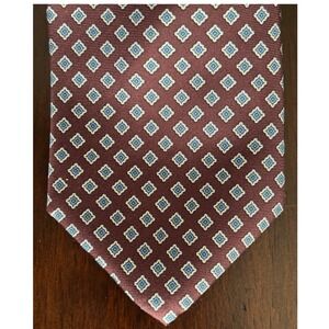 Essex Row Mens Necktie 100% Silk Burgundy Blue Classic  pattern
USA Made VTG 90s
